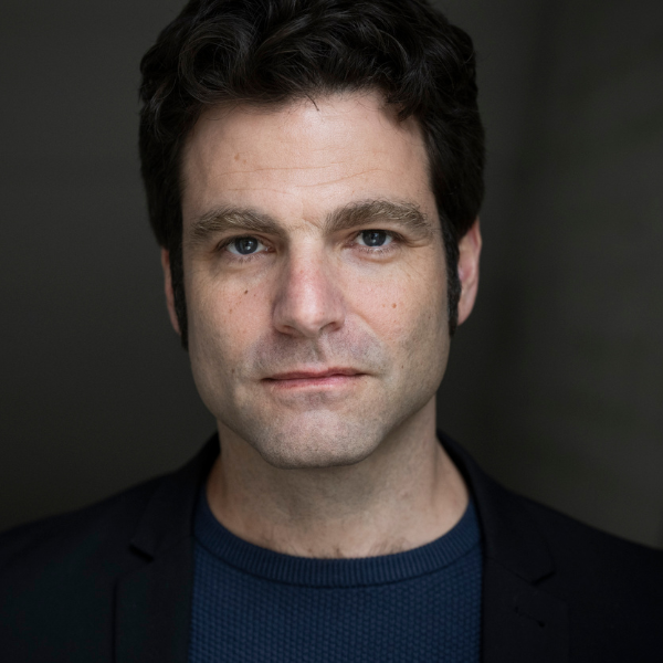 Portrait picture of Ofer Waldman