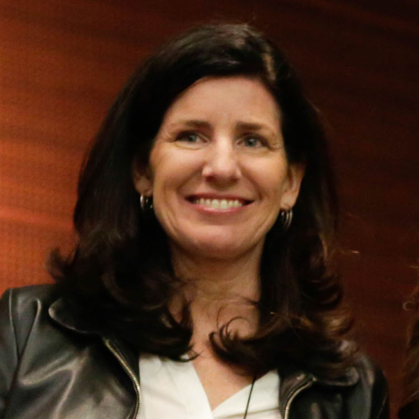Portrait picture of Lola Velarde