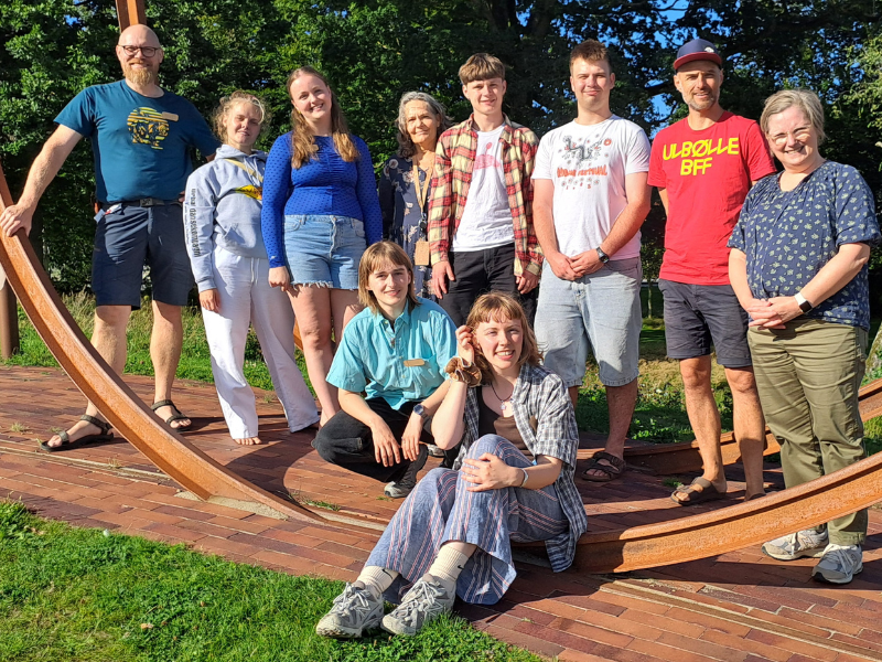 Picture of the members of the Danish Art Collective and their mentors from Kulturkonsilium and Skive library