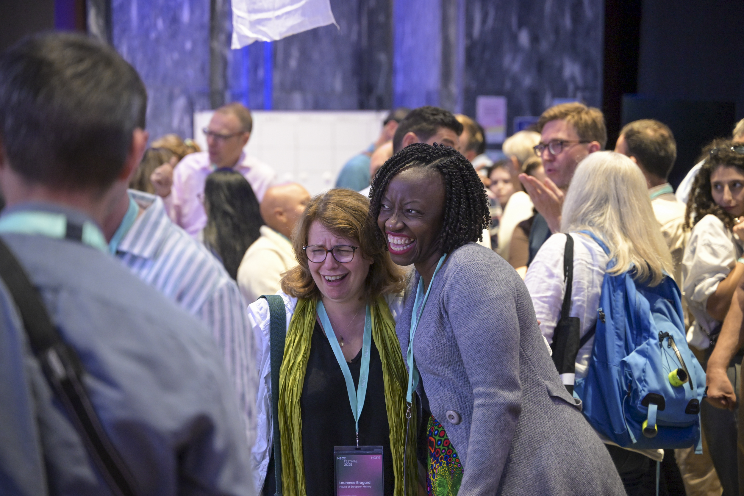 © THE CIVICS Innovation Hub / Werner Anderson Two participants in the NECE Festival: HOPE hugging each other