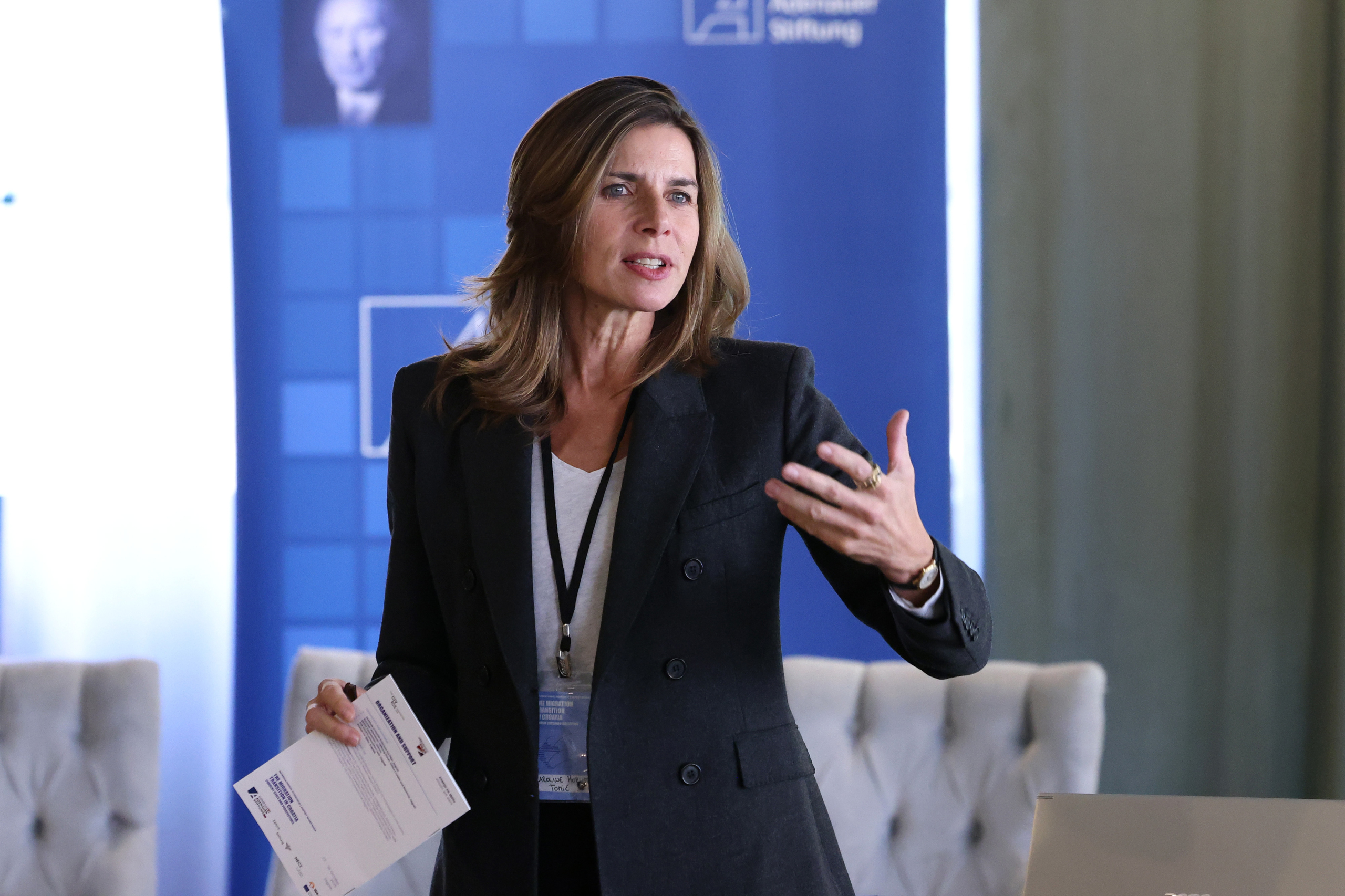 © THE CIVICS Innovation Hub Caroline Hornstein-Tomic giving a talk at the NECE Lab on migarion