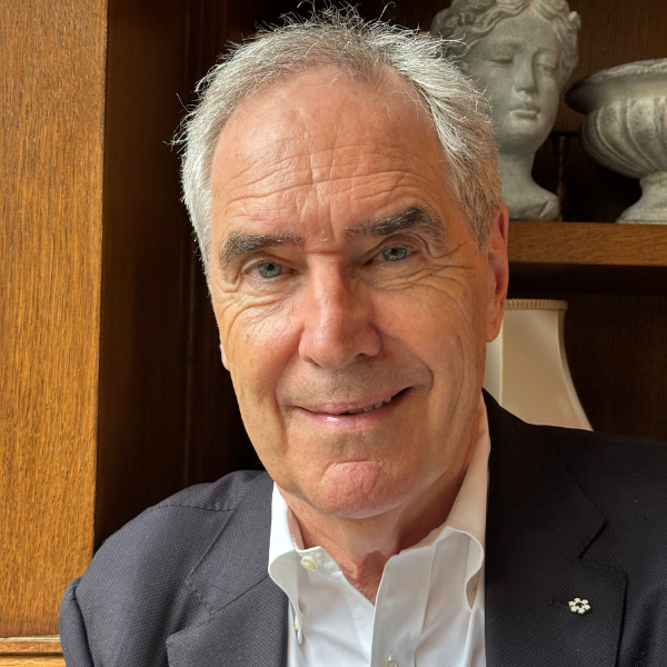 © Michael Ignatieff Portrait picture of Michael Ignatieff