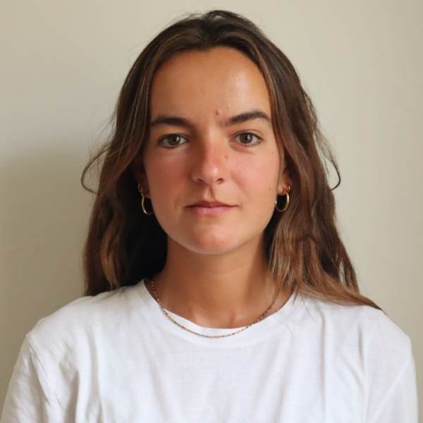 Portrait picture of Beatriz Nogueira